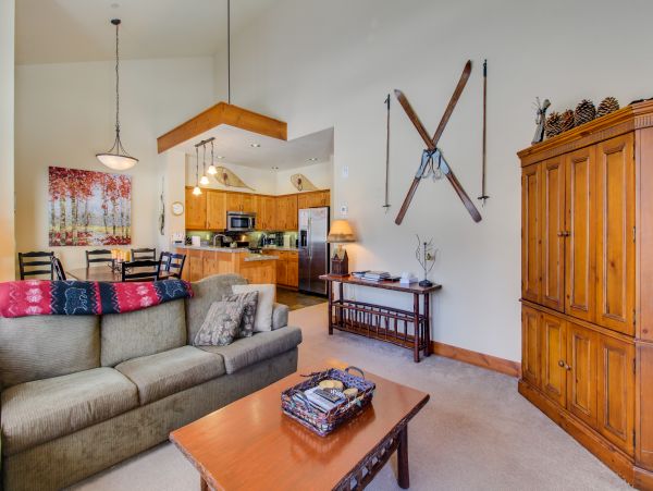 Yosemite Area Home 984741