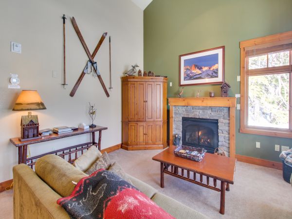 Yosemite Area Home 984741