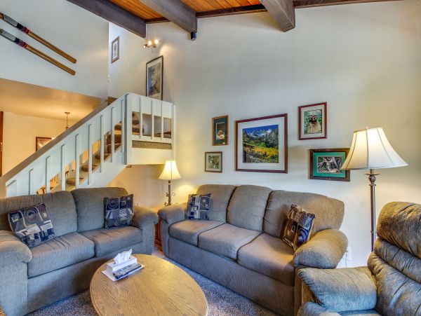 Yosemite Area Home 984742