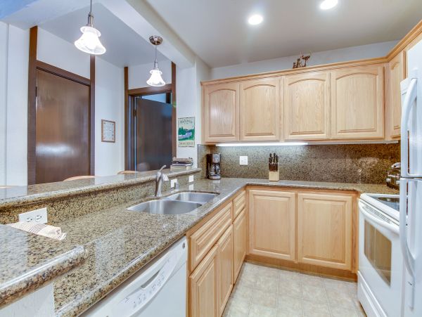 Yosemite Area Home 984742