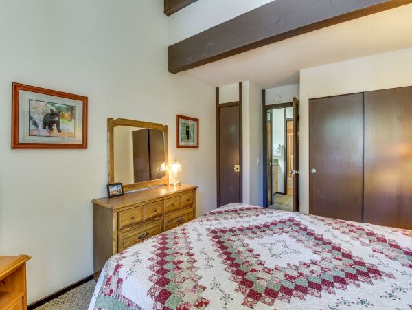 Yosemite Area Home 984742
