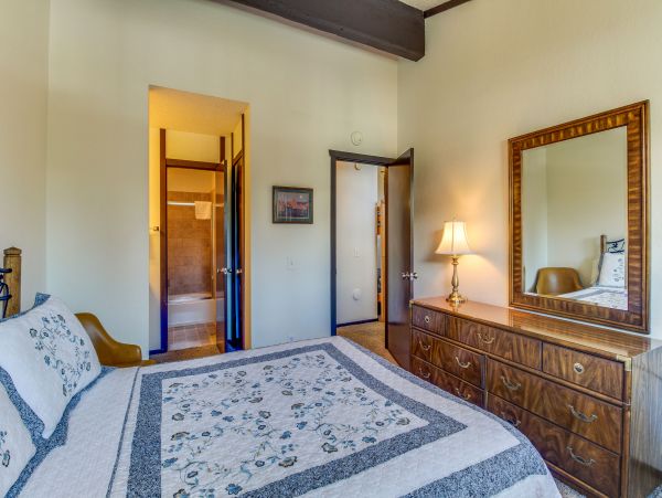 Yosemite Area Home 984742