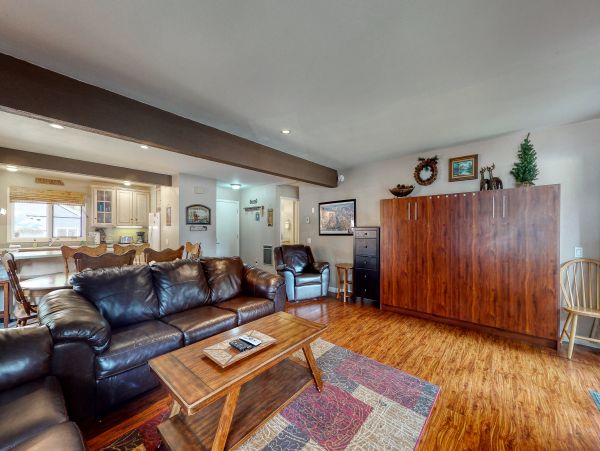 Yosemite Area Home 984744