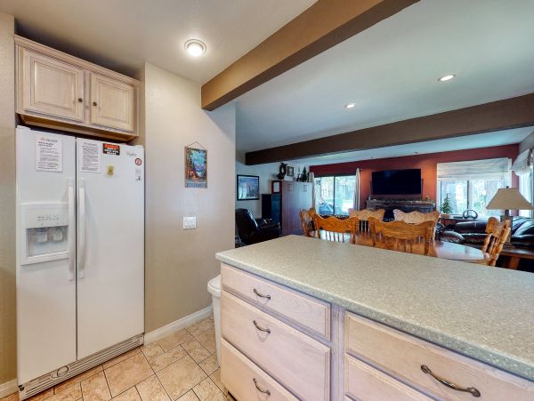 Yosemite Area Home 984744