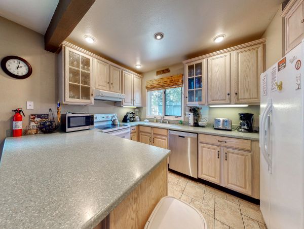 Yosemite Area Home 984744