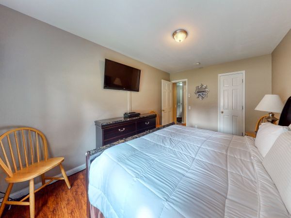 Yosemite Area Home 984744