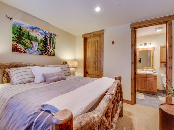 Yosemite Area Home 984745