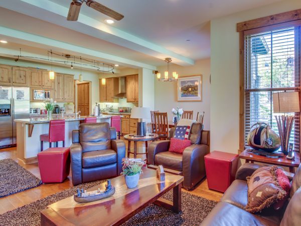Yosemite Area Home 984745