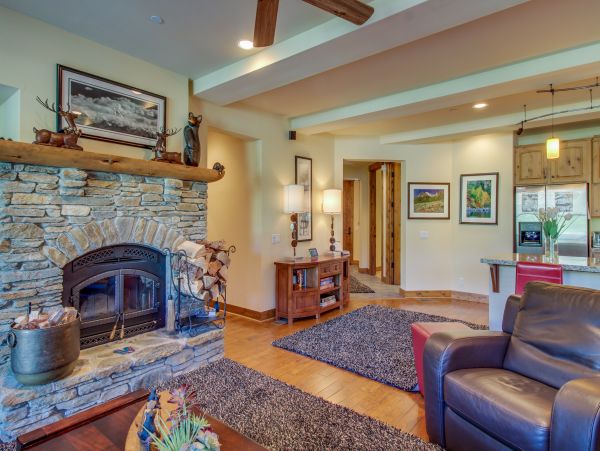 Yosemite Area Home 984745