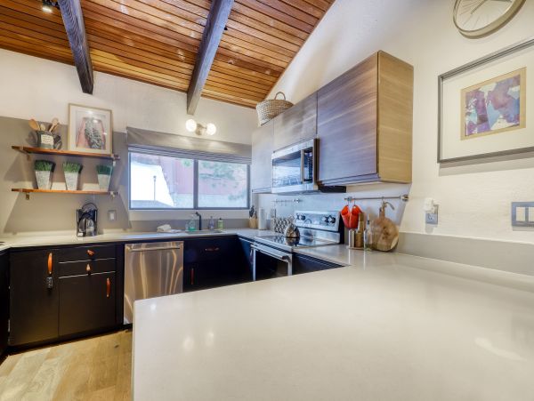Yosemite Area Home 984746