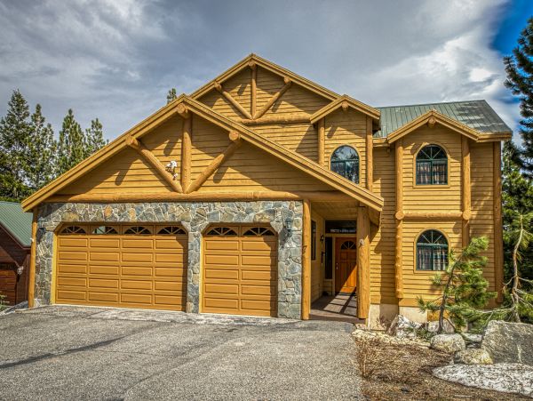 Yosemite Area Home 984747