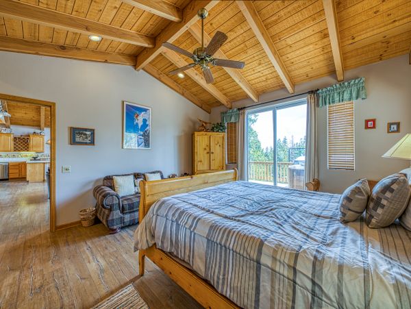 Yosemite Area Home 984747