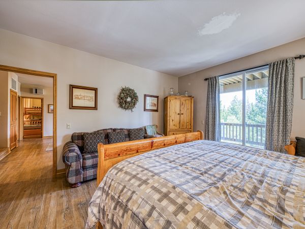 Yosemite Area Home 984747