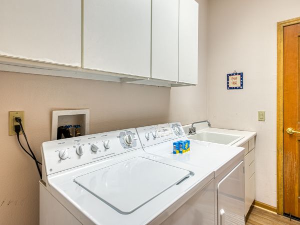 Yosemite Area Home 984747