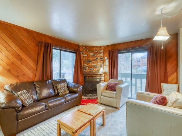 Yosemite Area Home 984748
