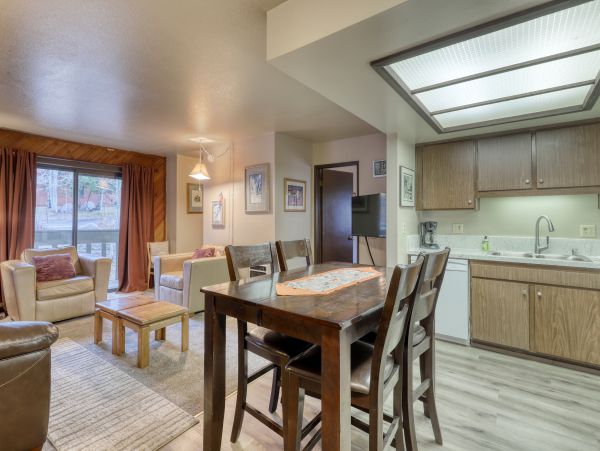 Yosemite Area Home 984748