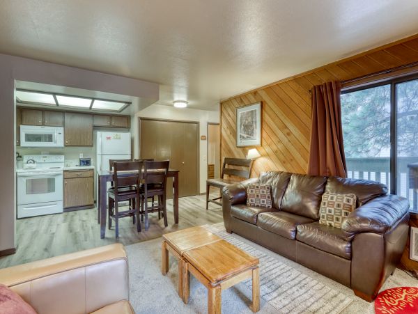 Yosemite Area Home 984748
