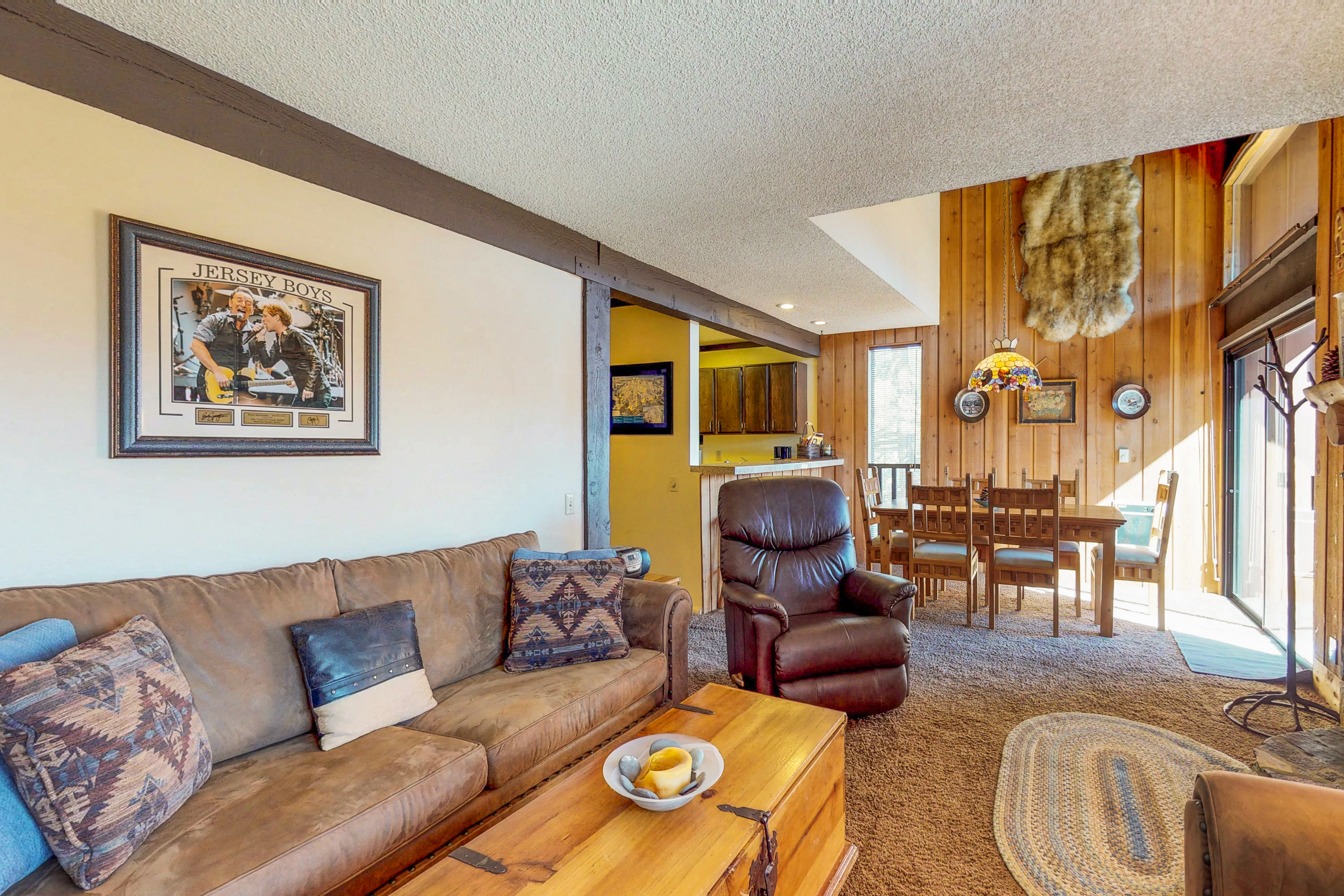 Yosemite Area Home 984749