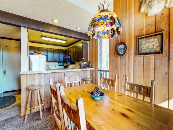 Yosemite Area Home 984749