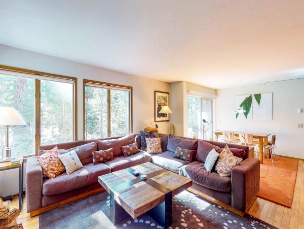 Yosemite Area Home 984750