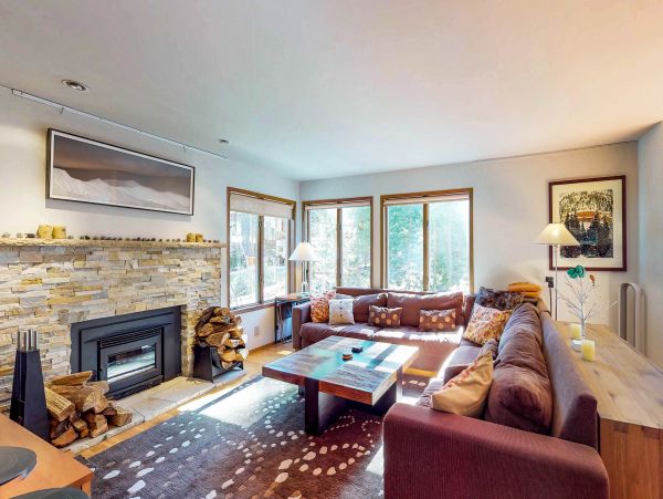 Yosemite Area Home 984750
