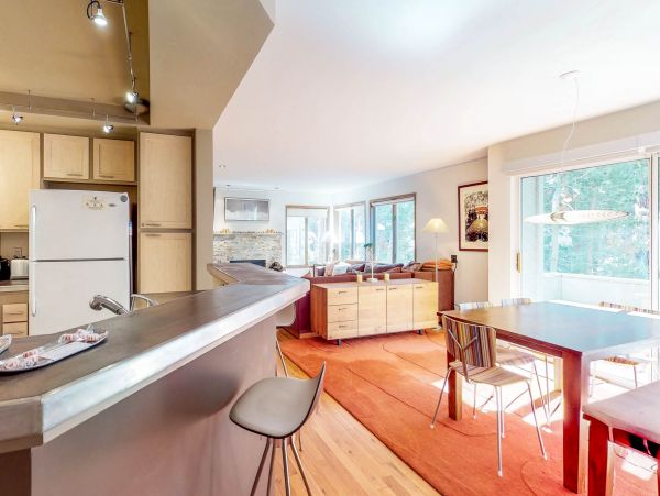Yosemite Area Home 984750