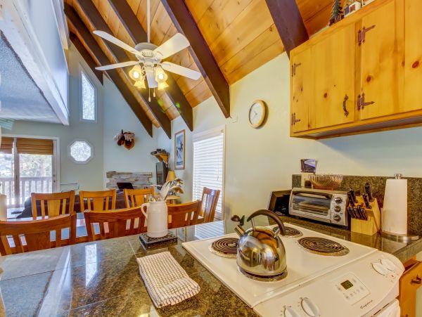 Yosemite Area Home 984751