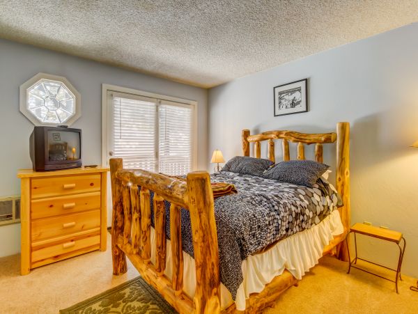 Yosemite Area Home 984751