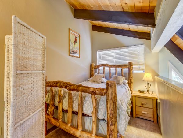 Yosemite Area Home 984751