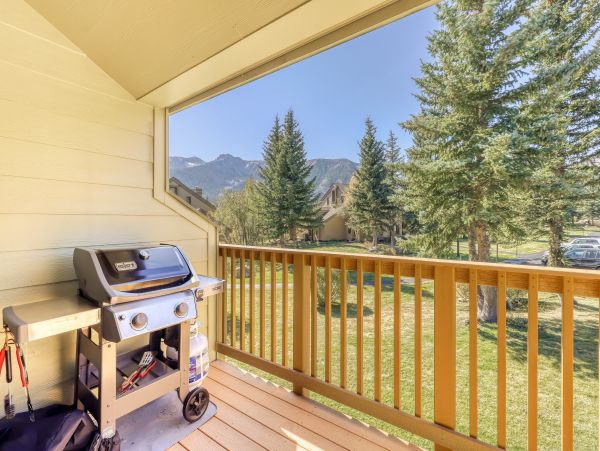 Yosemite Area Home 984752
