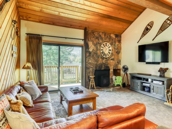 Yosemite Area Home 984752
