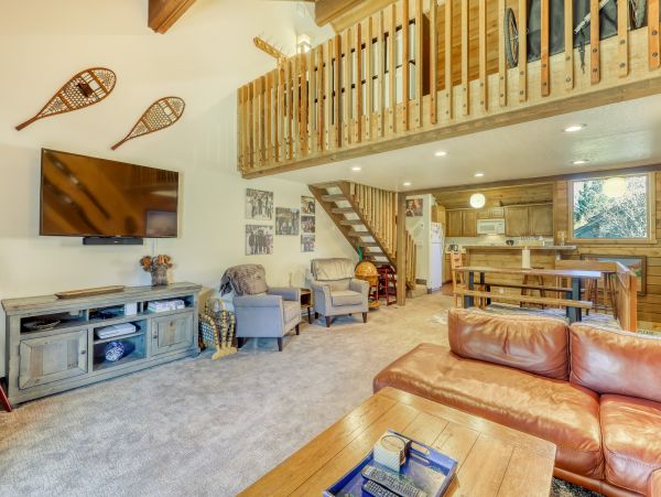 Yosemite Area Home 984752
