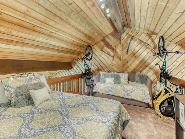 Yosemite Area Home 984752
