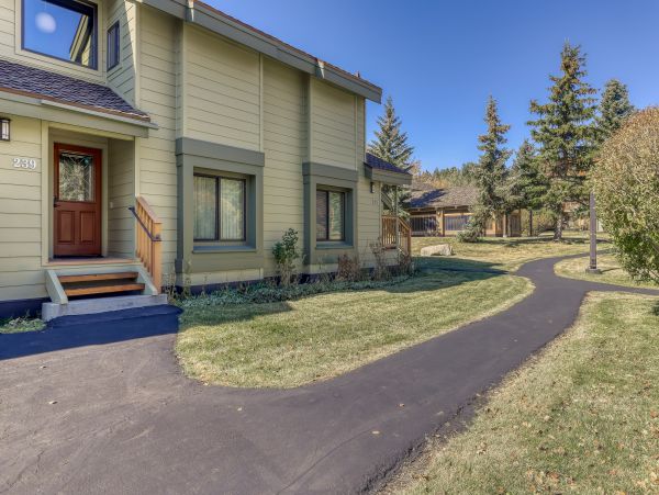 Yosemite Area Home 984752