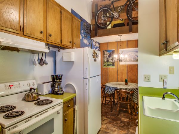 Yosemite Area Home 984753
