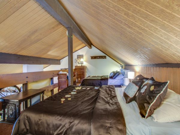 Yosemite Area Home 984753
