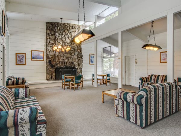 Yosemite Area Home 984753