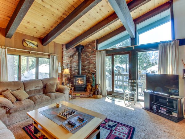 Yosemite Area Home 984754