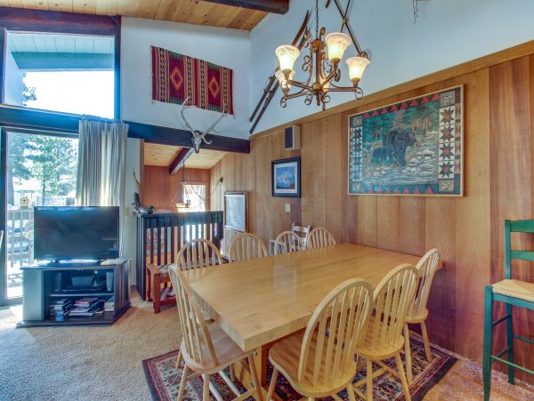 Yosemite Area Home 984754