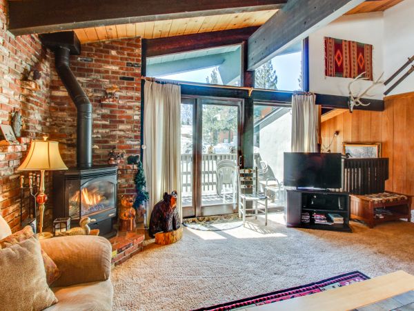 Yosemite Area Home 984754
