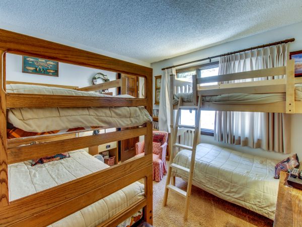 Yosemite Area Home 984754