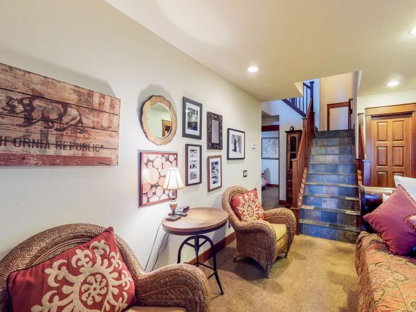 Yosemite Area Home 984755