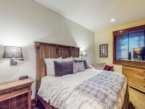 Yosemite Area Home 984755