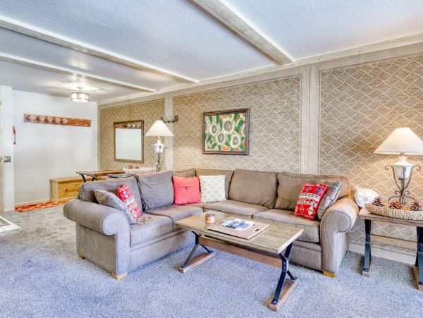 Yosemite Area Home 984756