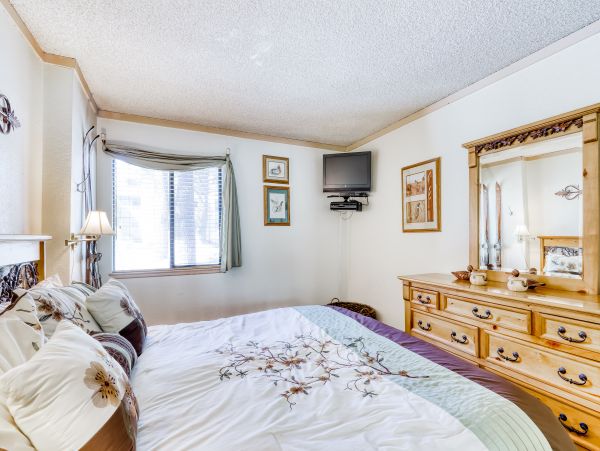 Yosemite Area Home 984756