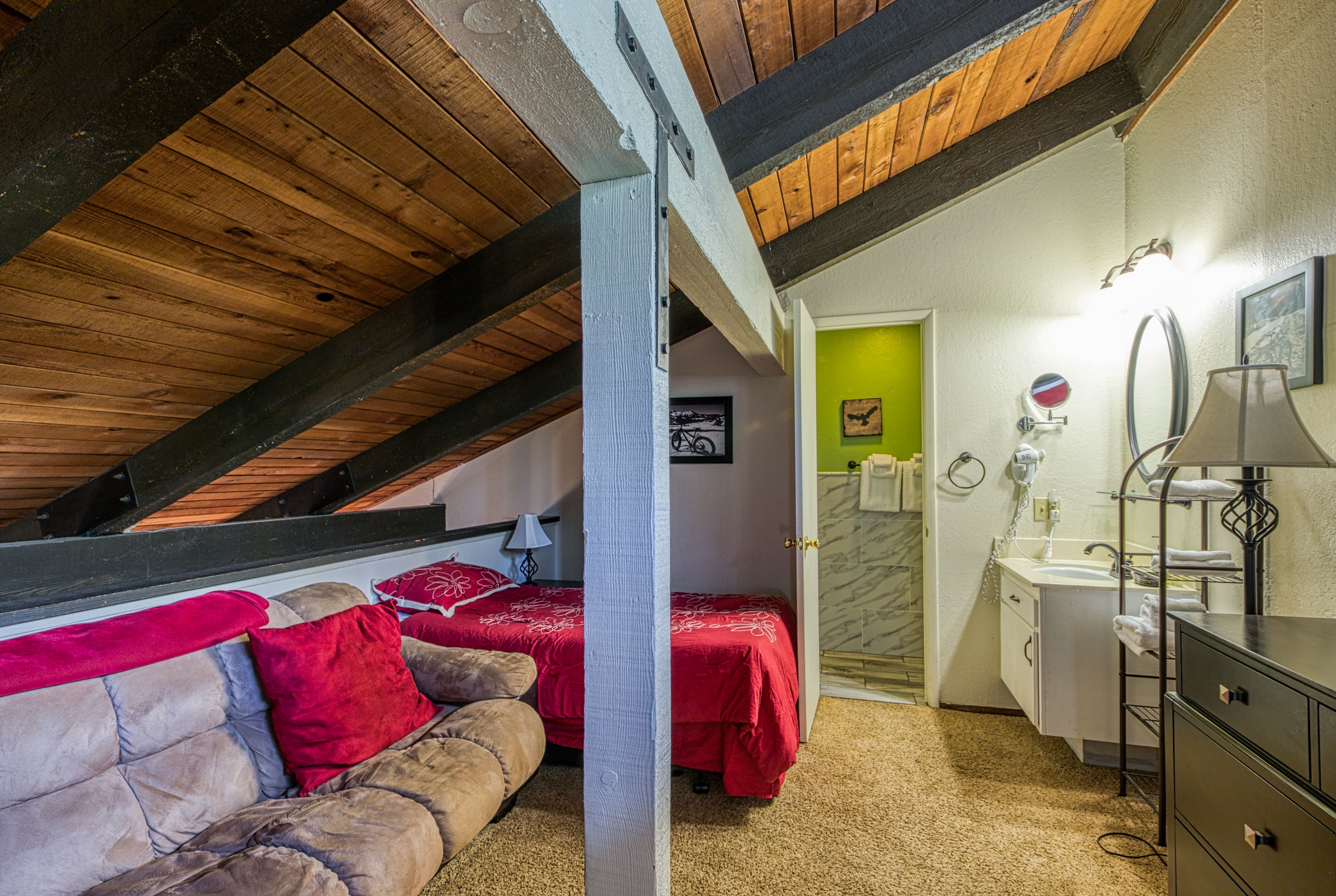 Yosemite Area Home 984757