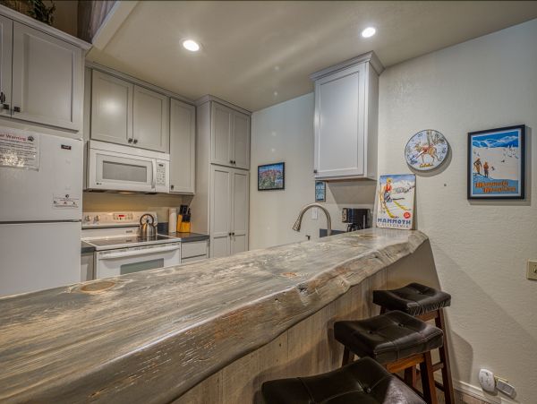 Yosemite Area Home 984757