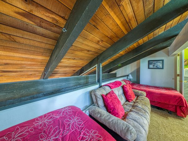 Yosemite Area Home 984757
