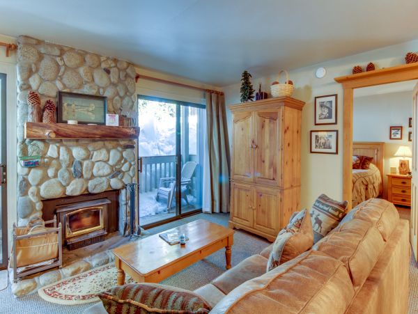 Yosemite Area Home 984758