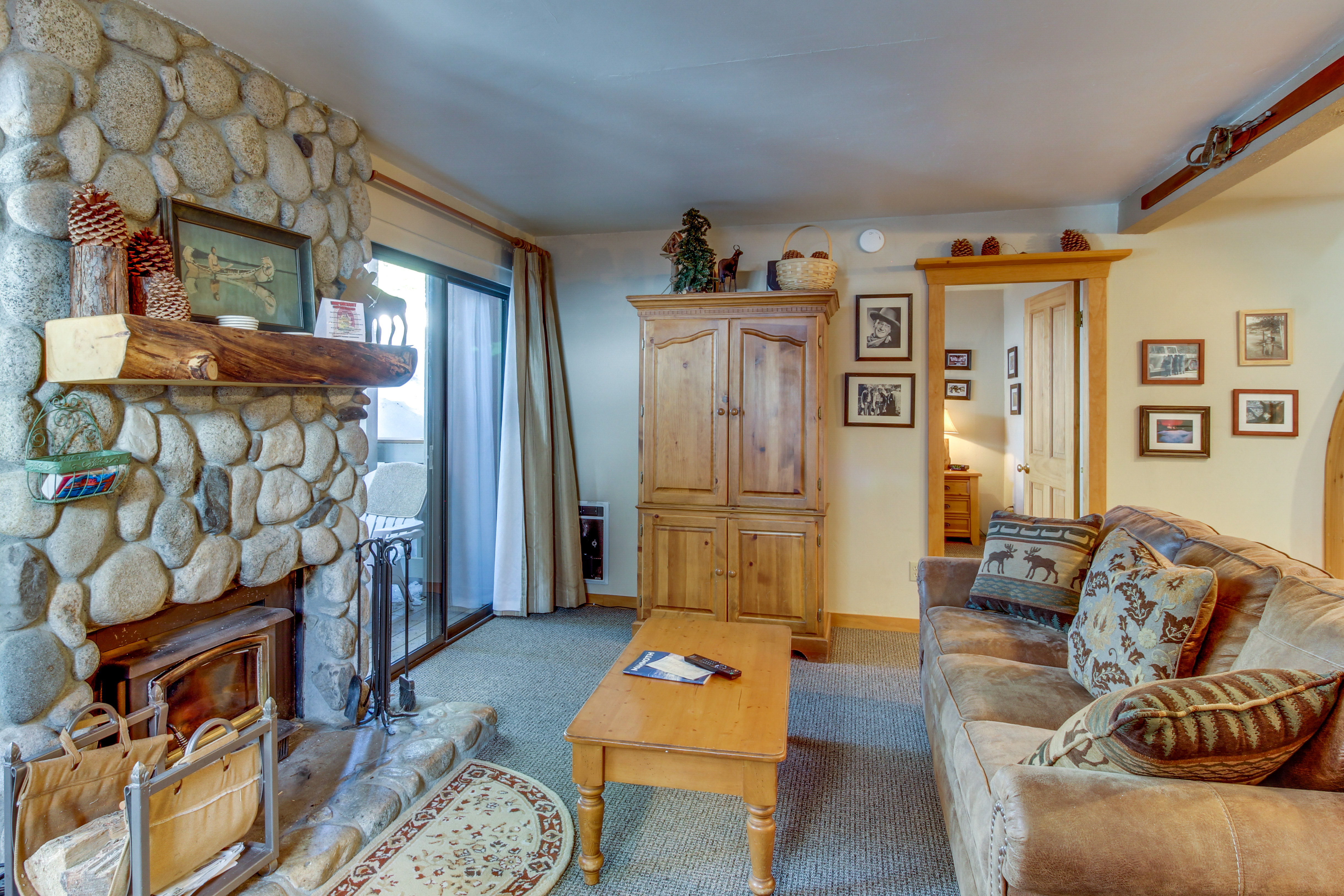 Yosemite Area Home 984758